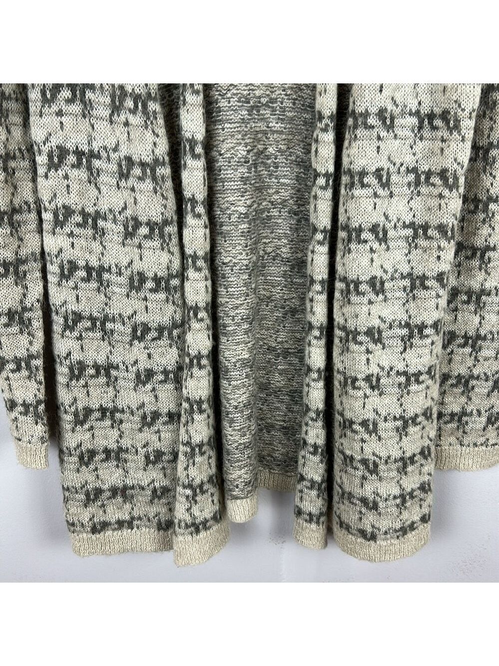 Cynthia Rowley Alpaca Blend Houndstooth Open Front Cardigan Sweater Medium Grey - Picture 5 of 13